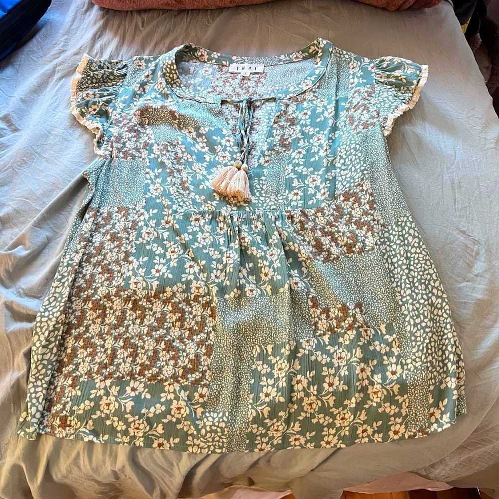 Beautiful floral ruffle blouse